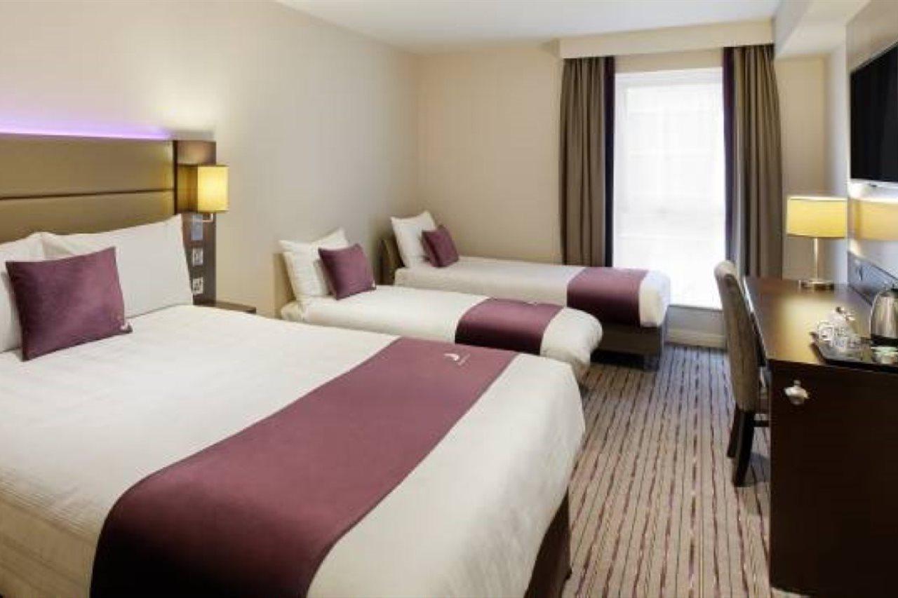 Premier Inn Liverpool Exterior photo